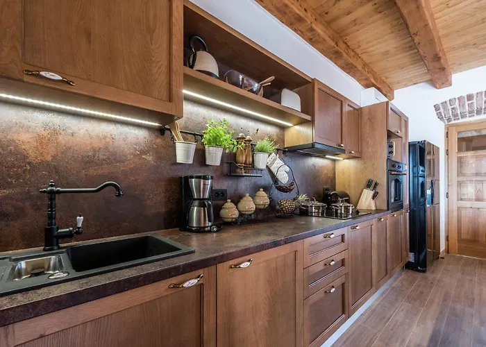 In With Sauna And Pool