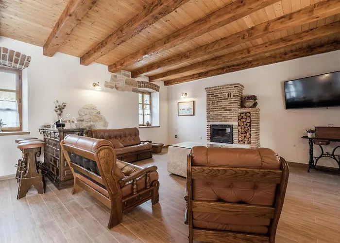 Вилла In With Sauna And Pool Сукошан