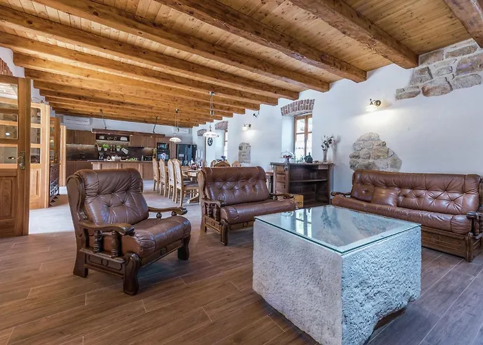 In With Sauna And Pool * Сукошан