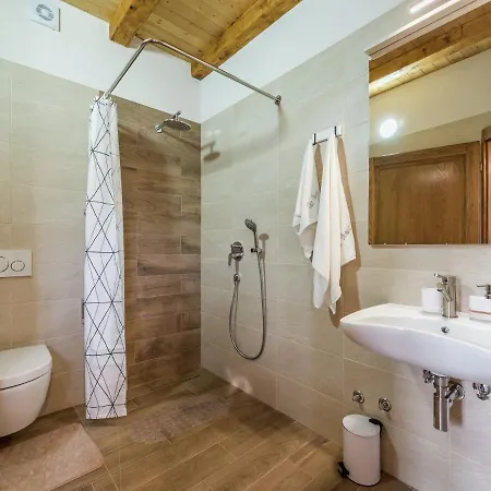 In With Sauna And Pool Villa