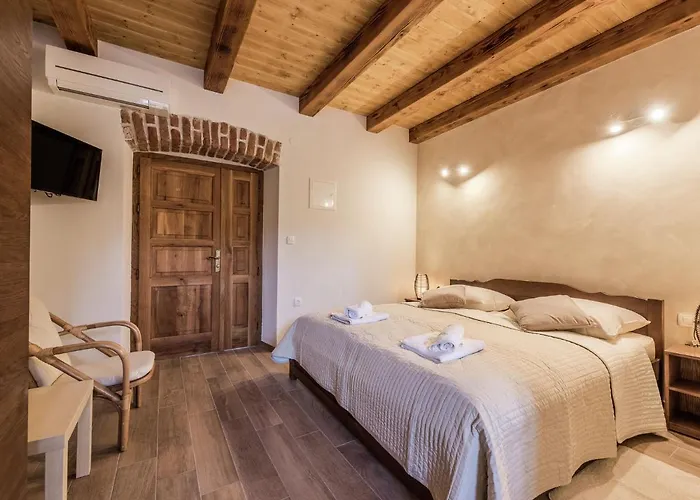 In With Sauna And Pool Villa