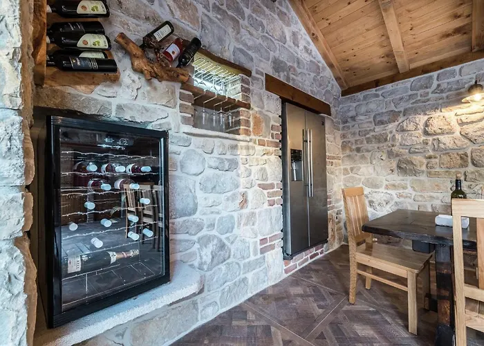 Villa In With Sauna And Pool